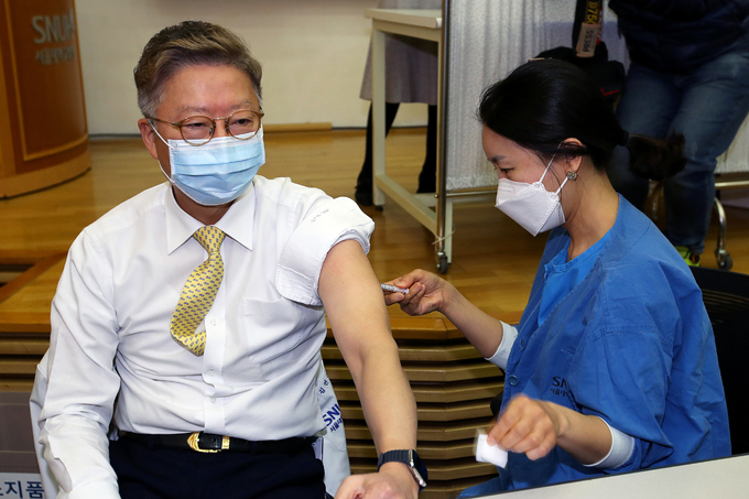 서울대병원 백신 접종 시작 