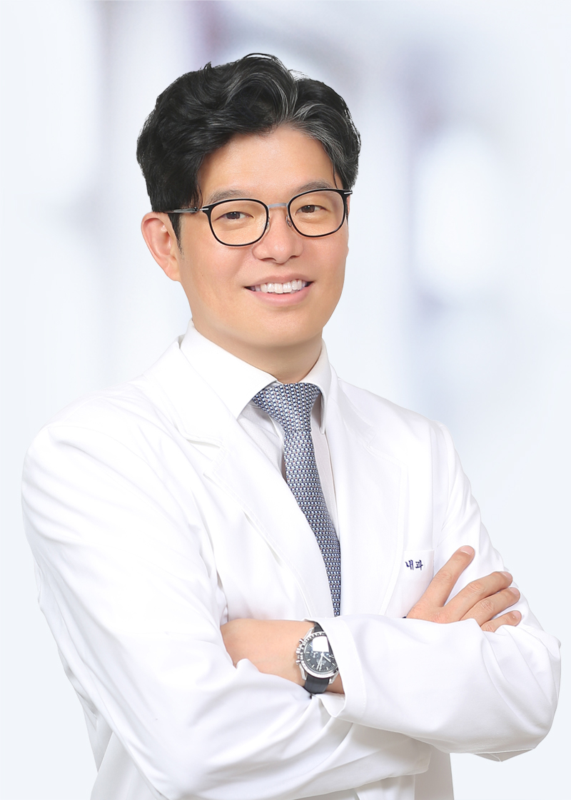 박진균